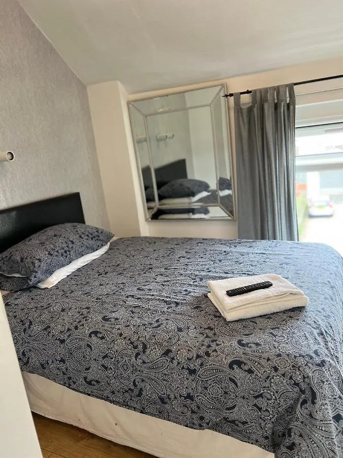 Mayfair Guest House Cardiff